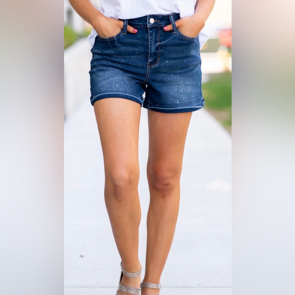 Judy Blue AVA SPLATTERED HIGH RISE SHORTS - Picture 3 of 7